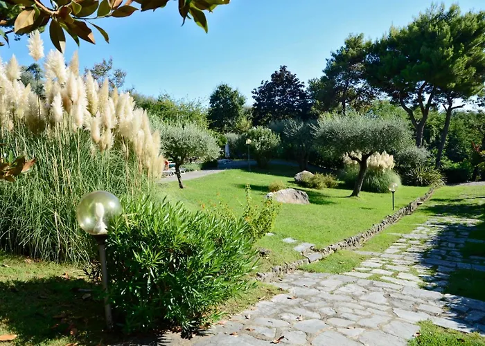 Casa Camillo Piana Ovest * ليريسي